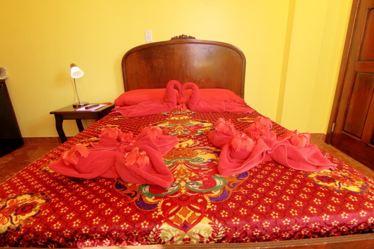 The White Horse Inn - Hopkins Village Beach Belize מראה חיצוני תמונה