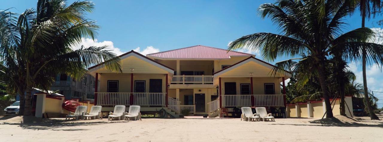 The White Horse Inn - Hopkins Village Beach Belize מראה חיצוני תמונה